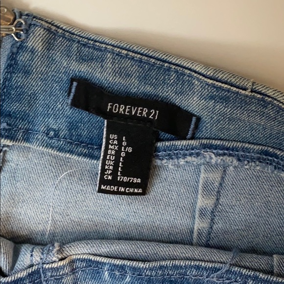 Hot pants - Picture 2 of 2